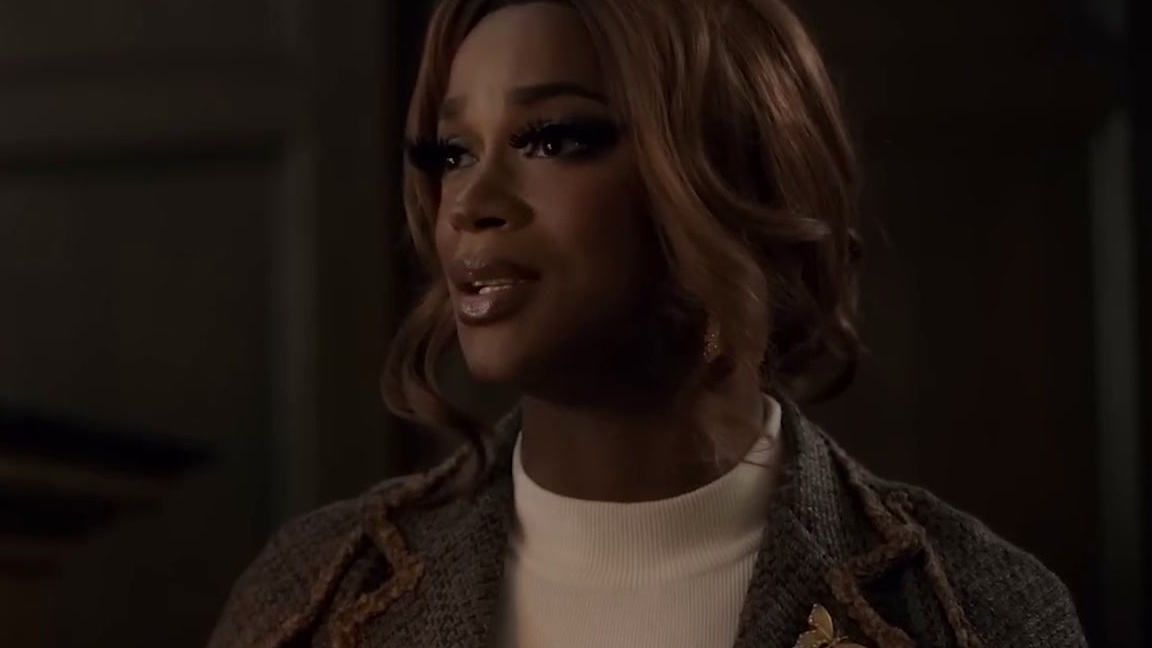 Accused: Kevin Takes The Stand As Robyn In Full Drag