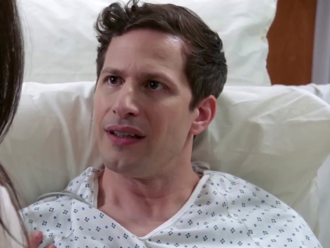 Brooklyn Nine-Nine: Amy Seduces Jake With The Push Of A Button