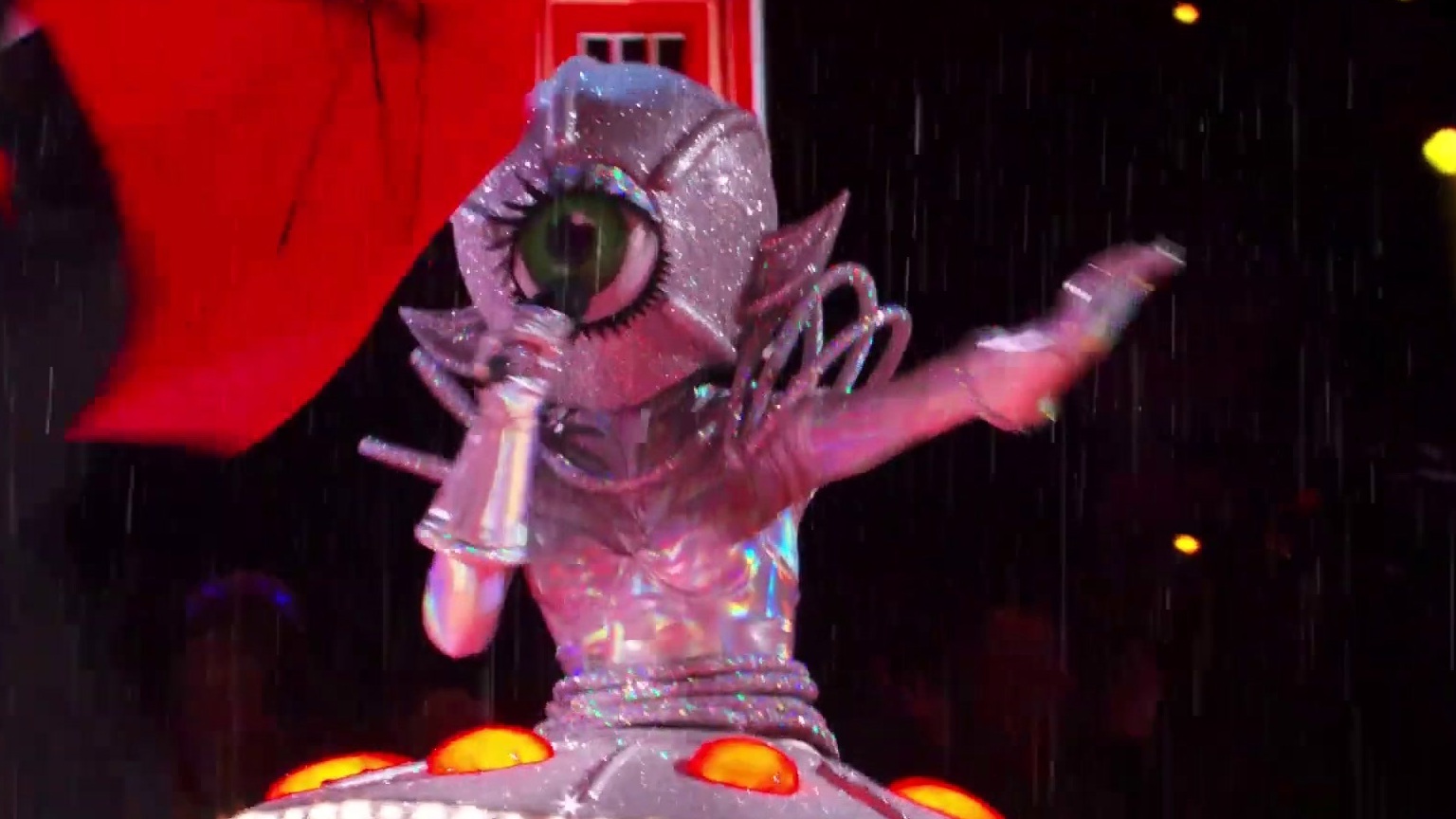 The Masked Singer: Ufo Performs Tears Dry On Their Own