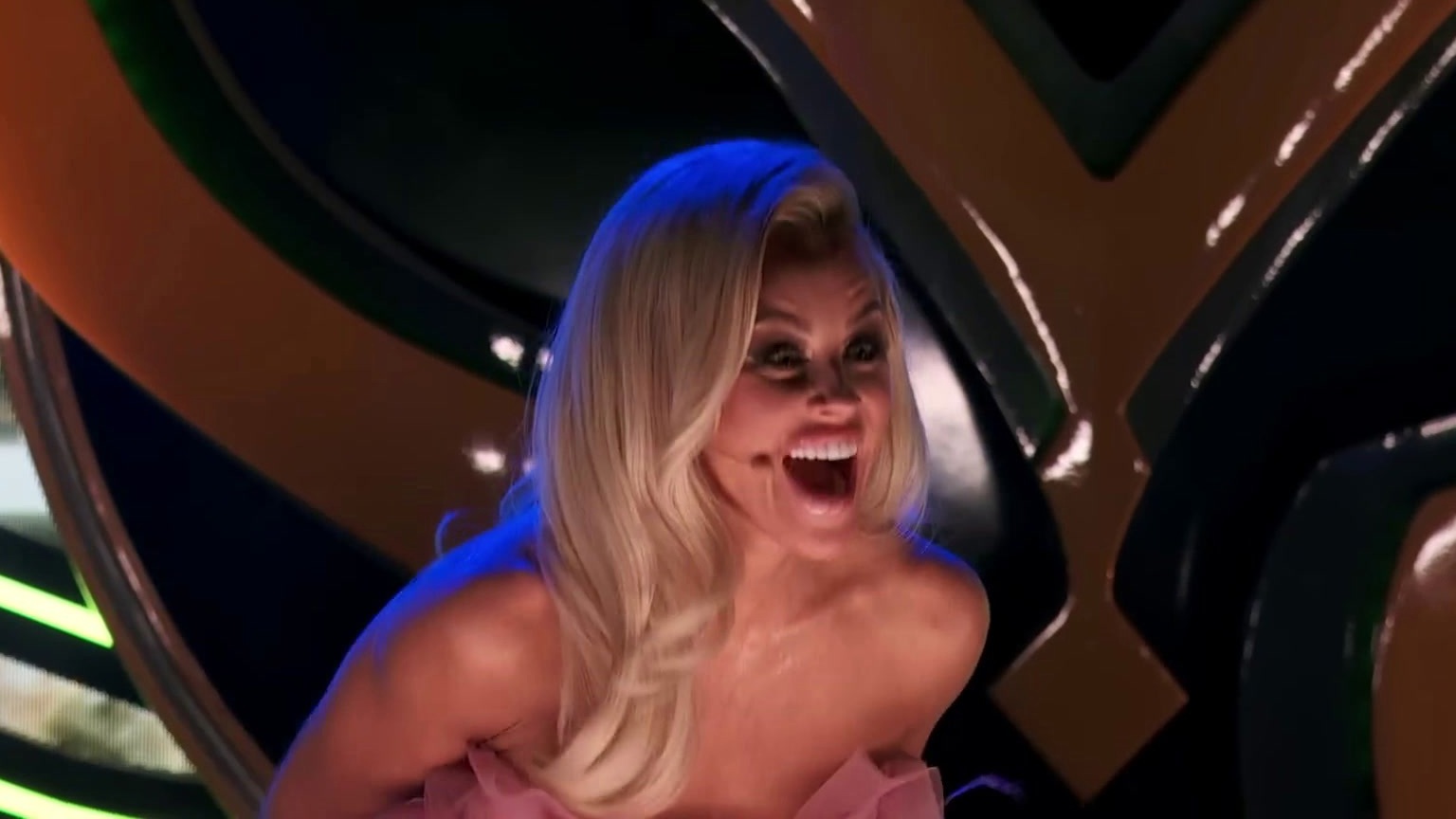 The Masked Singer: California Roll Performs Creep