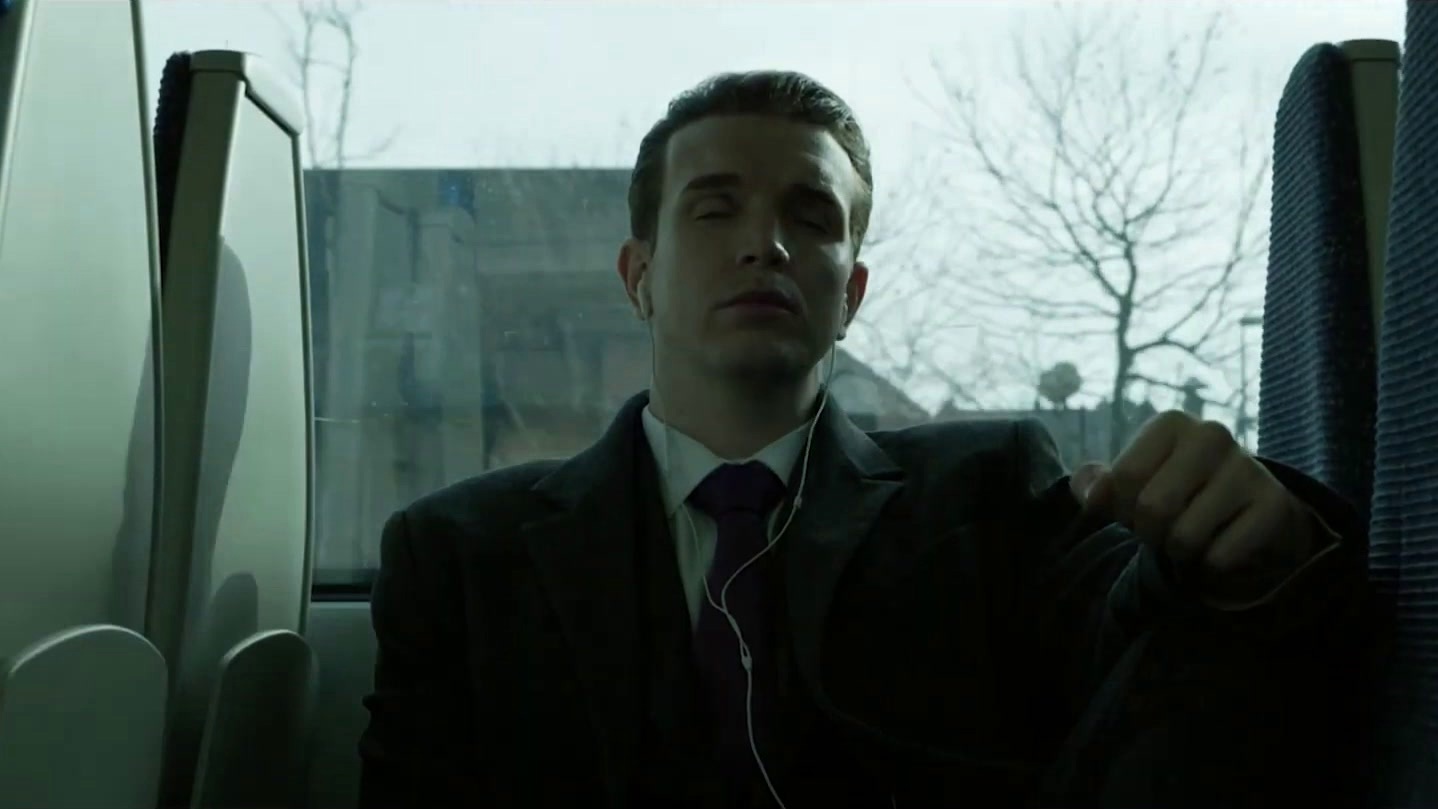 Makeup (UK Trailer 2)