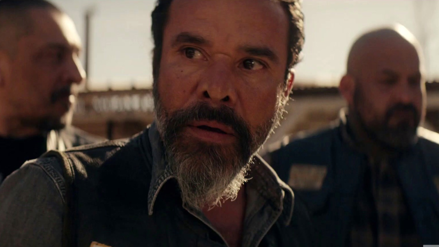 Mayans Mc: I See The Black Light