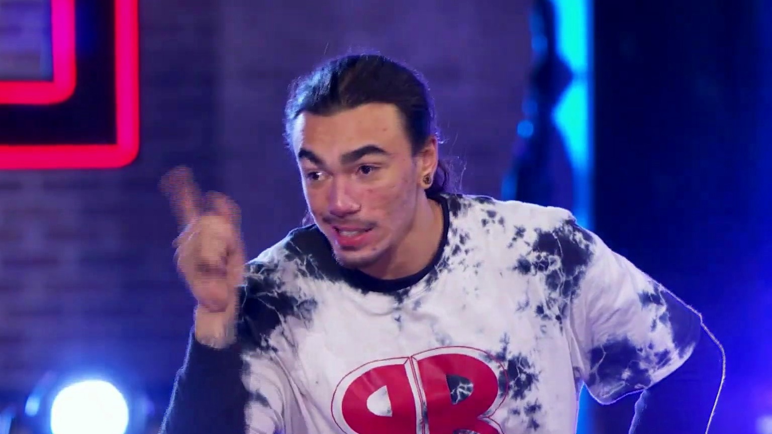 American Ninja Warrior: One Of The World's Fastest Ninjas Shreds The Course