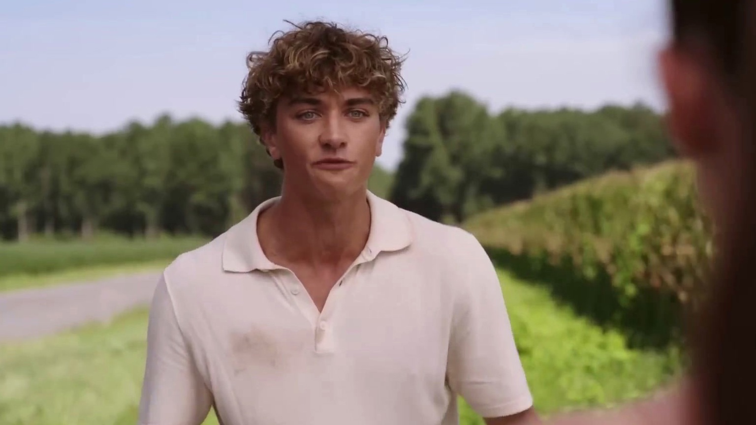 The Summer I Turned Pretty: Love Scene