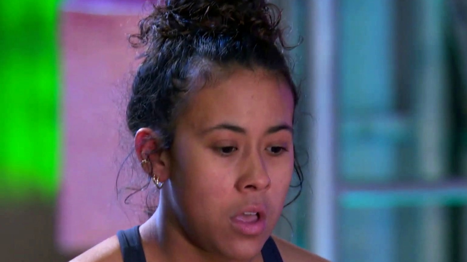 American Ninja Warrior: Fifteen-Year-Old Female Rookie Survives A Stumble