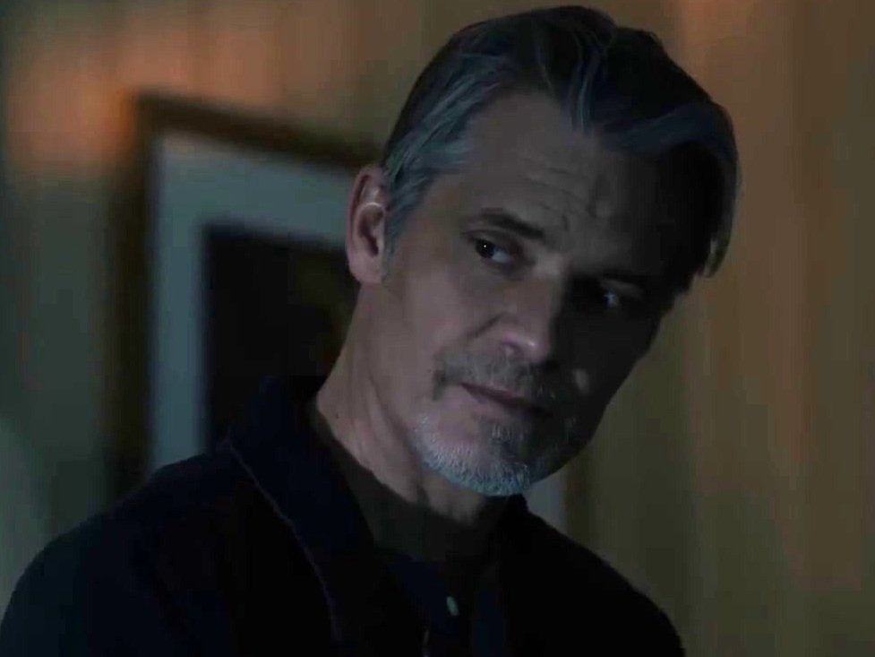 Justified: City Primeval: First Look: Raylan Givens Brings The Wild West To Motor City