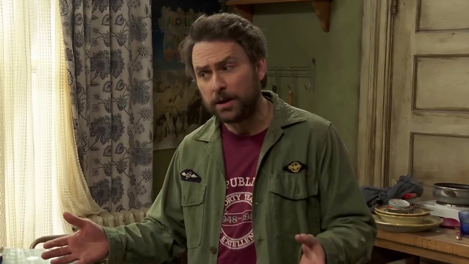It's Always Sunny In Philadelphia: Charlie's Apartment Has Secrets