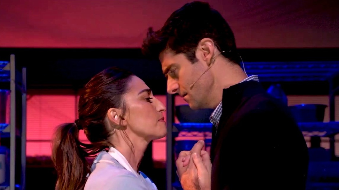 Waitress (30 Second Spot)