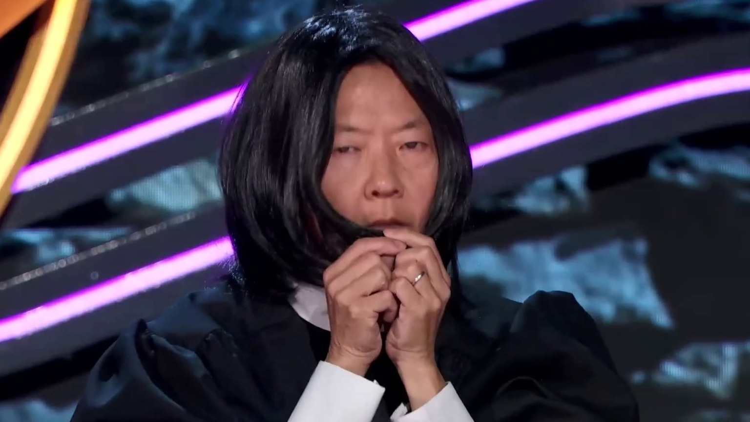 The Masked Singer: Hawk Sings Every Little Thing She Does Is Magic