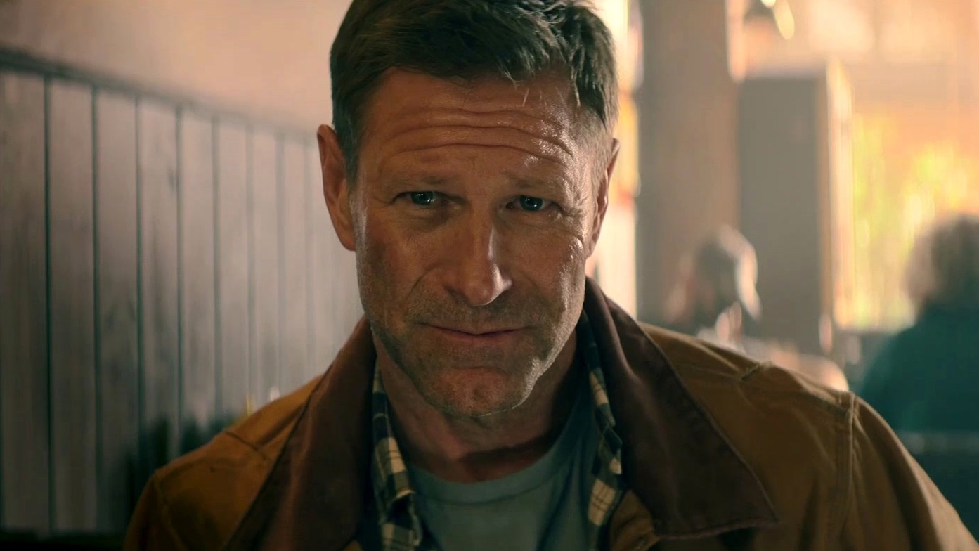 The Bricklayer (US Trailer 1)