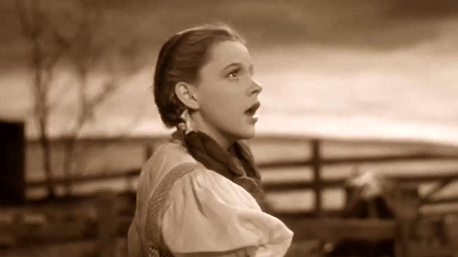 The Wizard Of Oz (Fathom Events 85th Anniversary Trailer)