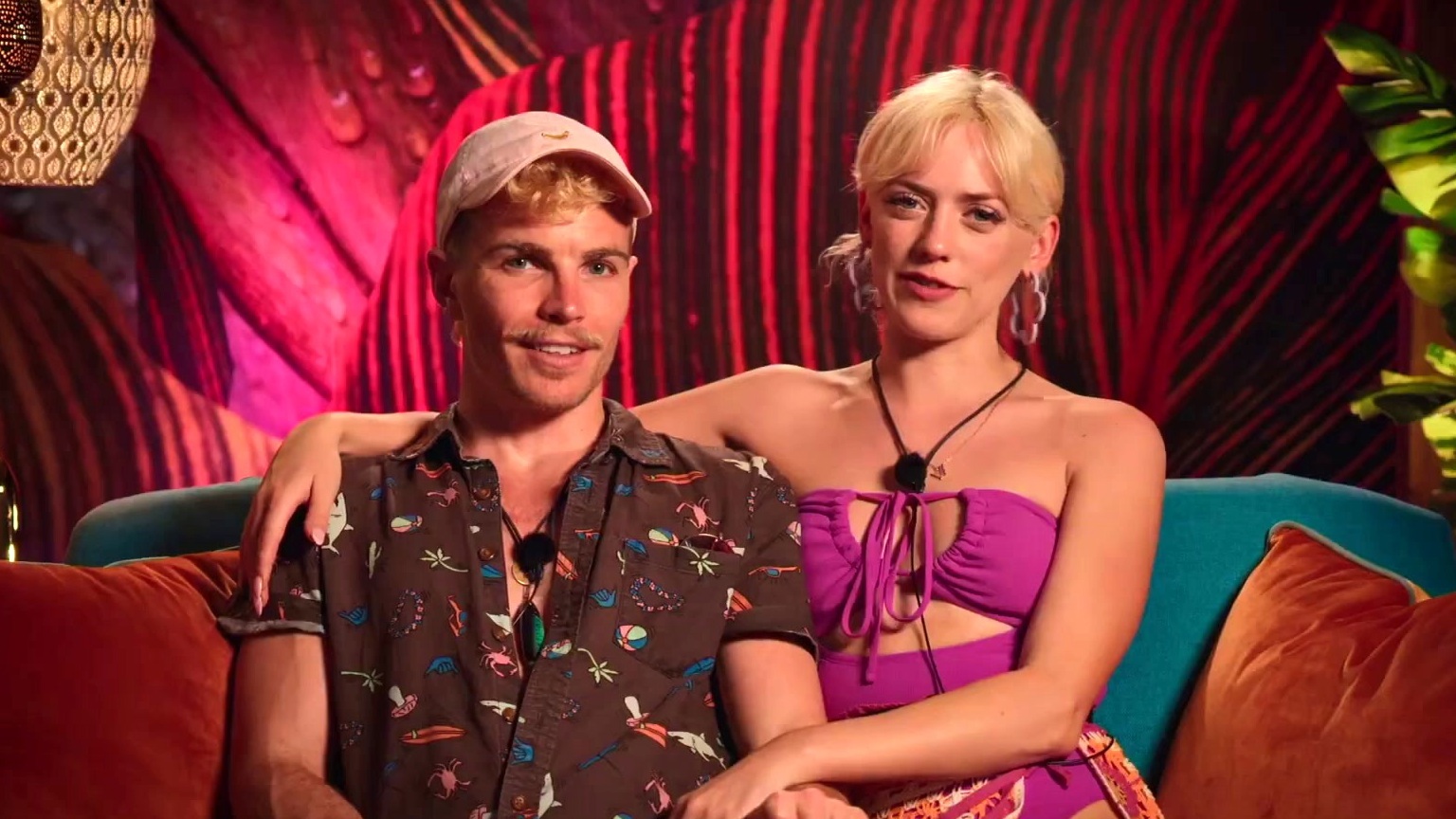 Couple To Throuple: This Throuple Compatibility Test Takes Things To The Next Level