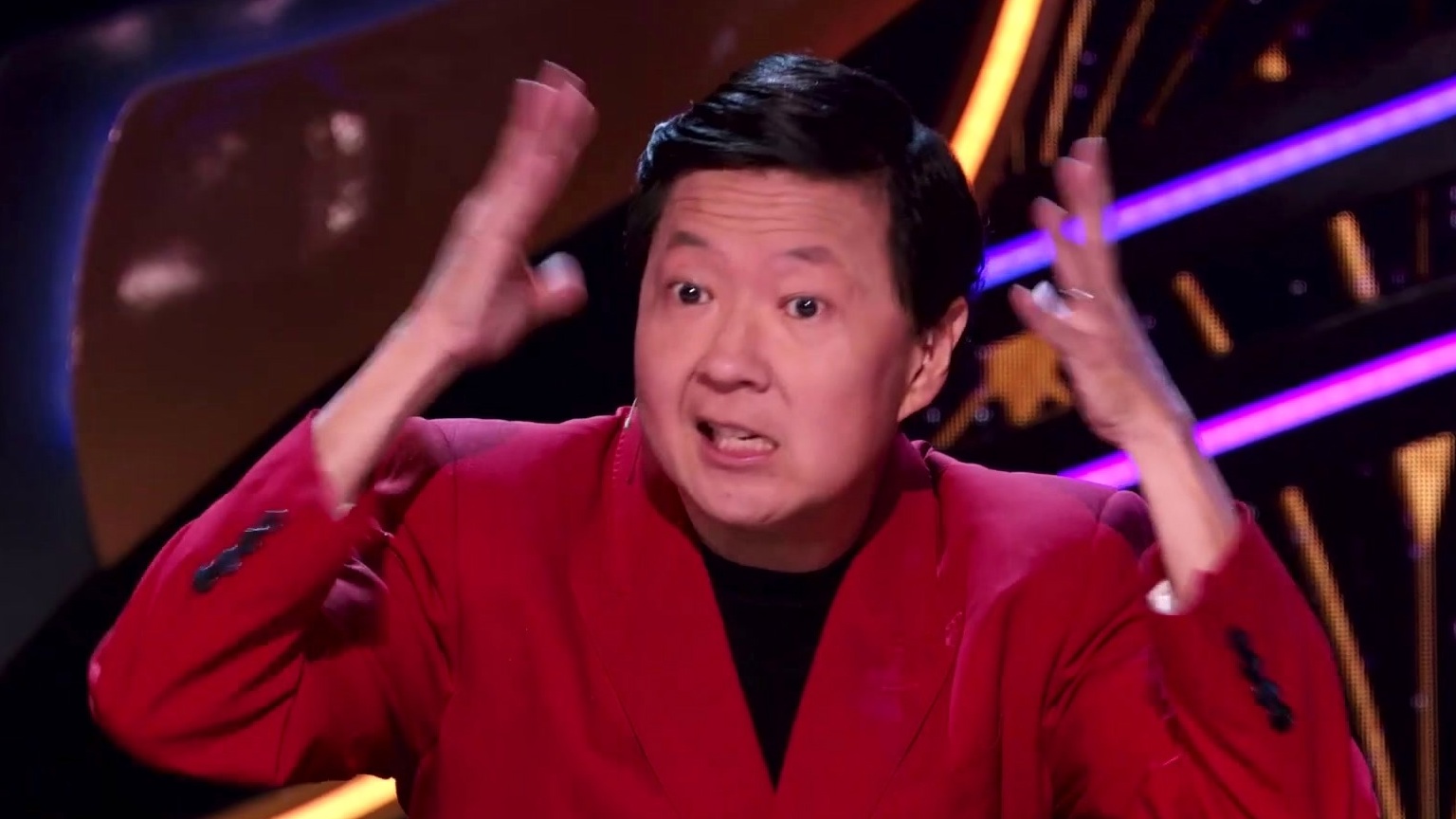 The Masked Singer: Judges Guess For Lovebird