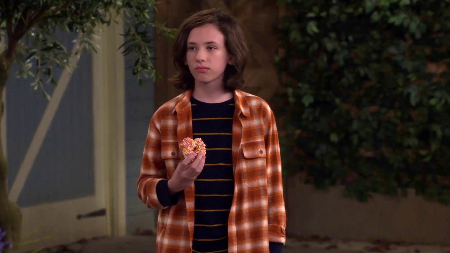 The Neighborhood: Big Deal To Me