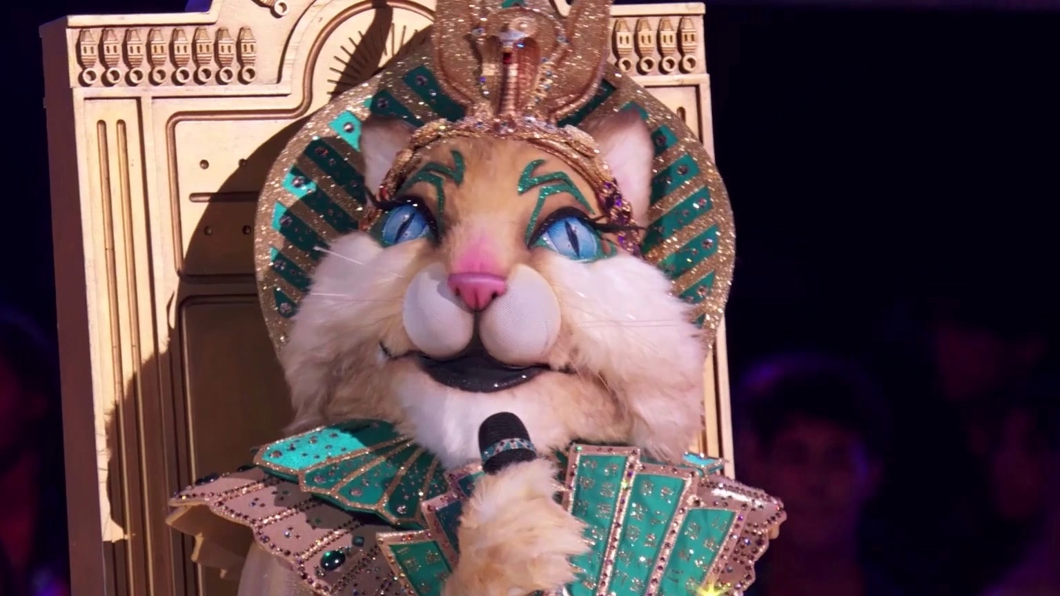 The Masked Singer: Cleocatra Sings Stormy Weather