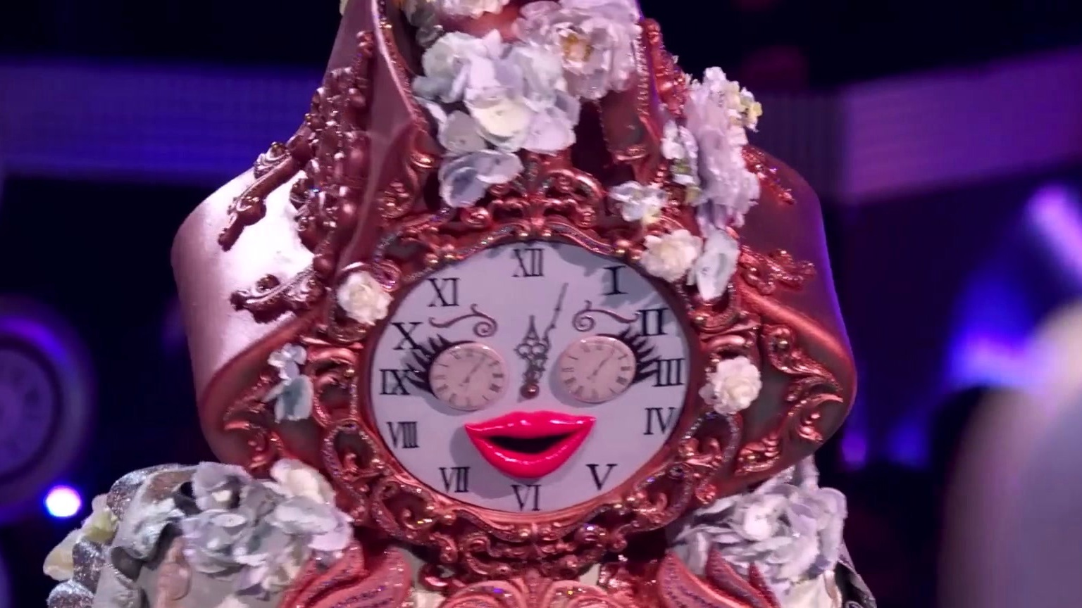 The Masked Singer: Clock Performs Respect