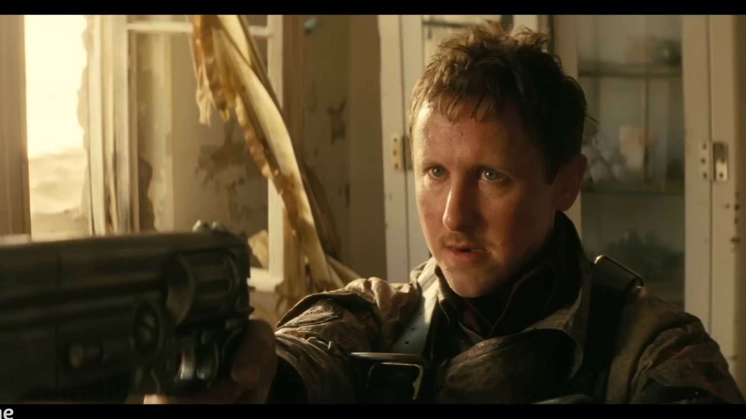 Fallout: Snake Oil Salesman Gives Thaddeus A Miracle Cure