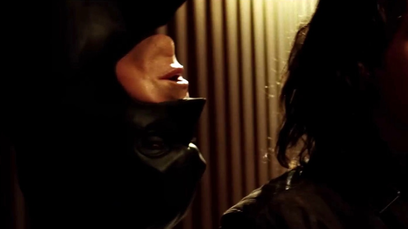 Batman Begins (UK Trailer 1)