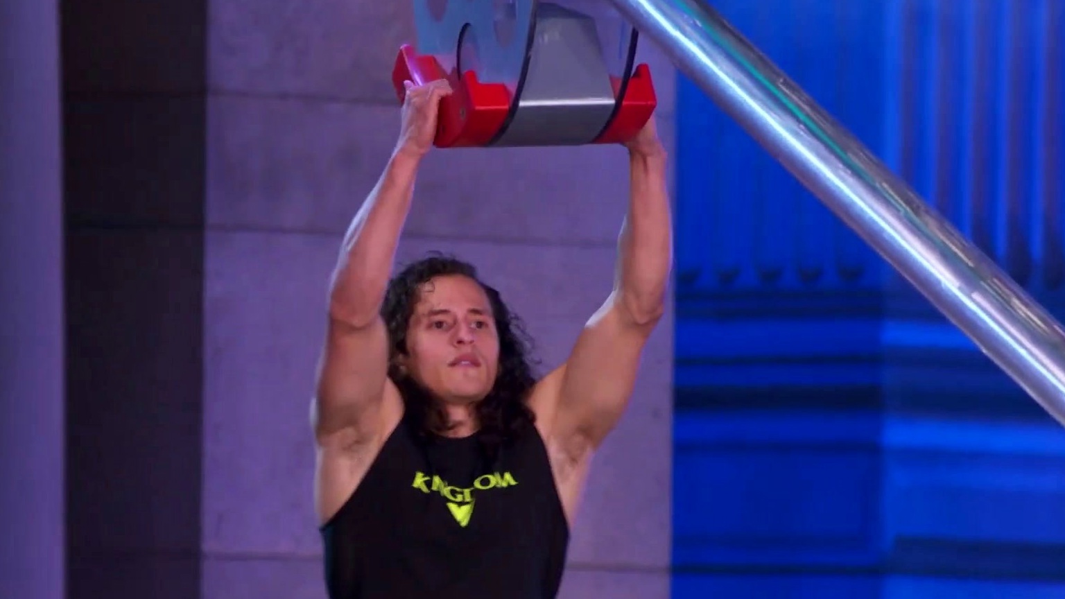 American Ninja Warrior: Daniel Gil Attacks The Mega Wall