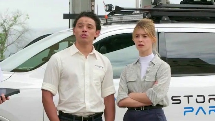 Twisters: Meet The Tornado Wranglers (Featurette)