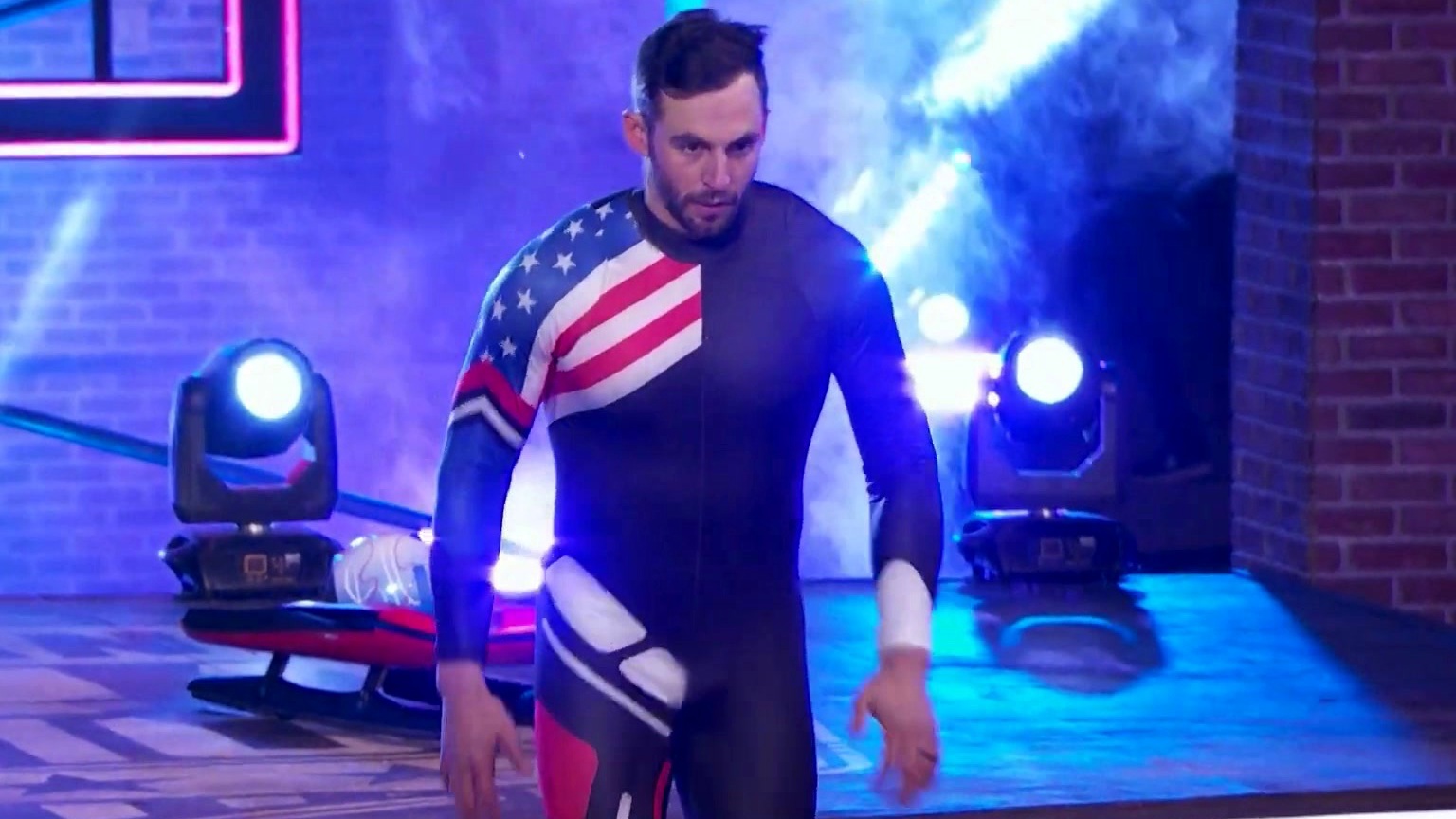 American Ninja Warrior: See Olympic Silver Medalist Tackle The Course For The First Time
