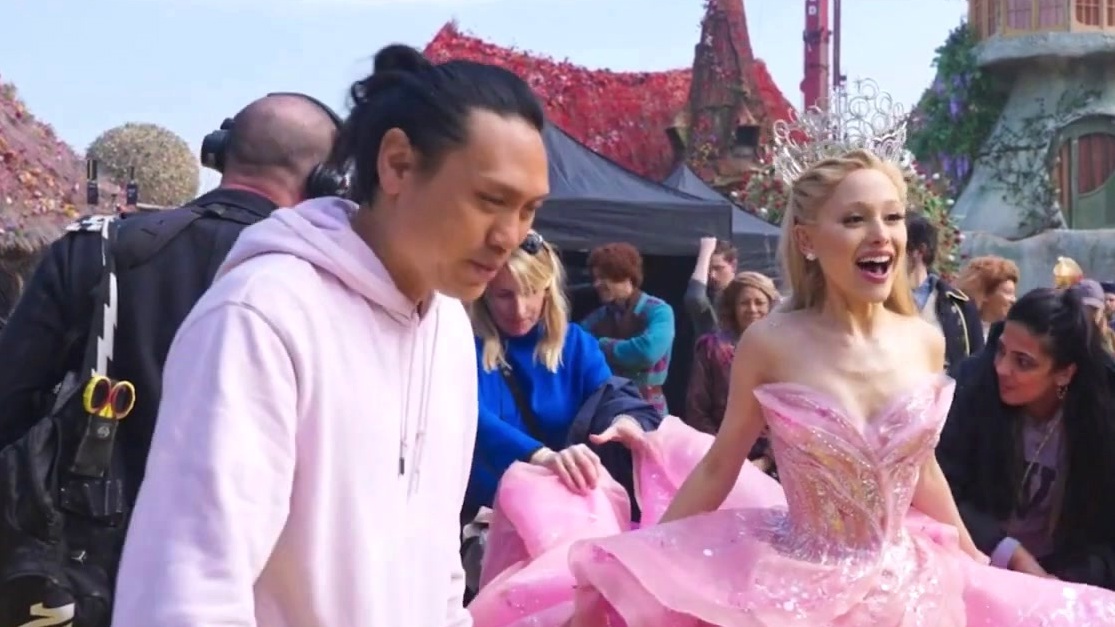 Wicked: Munchkinland (Australia Featurette)