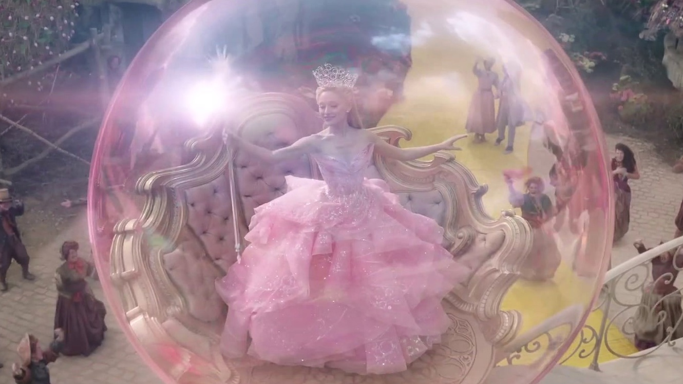 Wicked: Glinda The Good (Hispanic Market Spot)