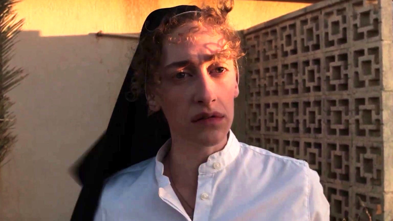 Grotesquerie: Lois And Sister Megan's Horrifying Motel Stay