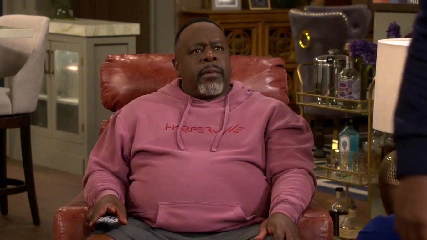 The Neighborhood: Blown Away