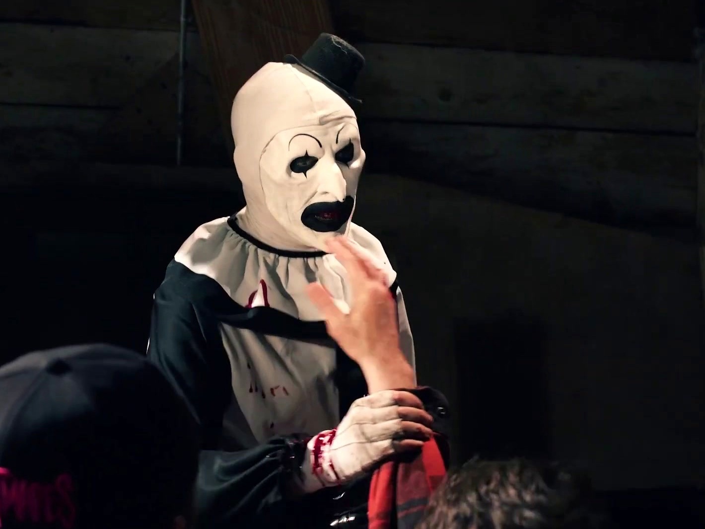 Terrifier 3: David Howard Thornton As Art The Clown (Featurette)