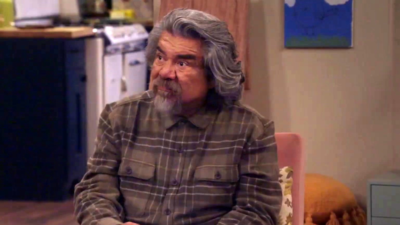 Lopez Vs. Lopez: Mayan And George Lopez Judge How Much Rosie Coddles Chance