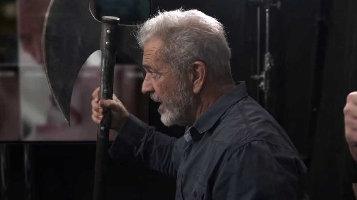 Flight Risk: Mel Gibson's 'More Is More'