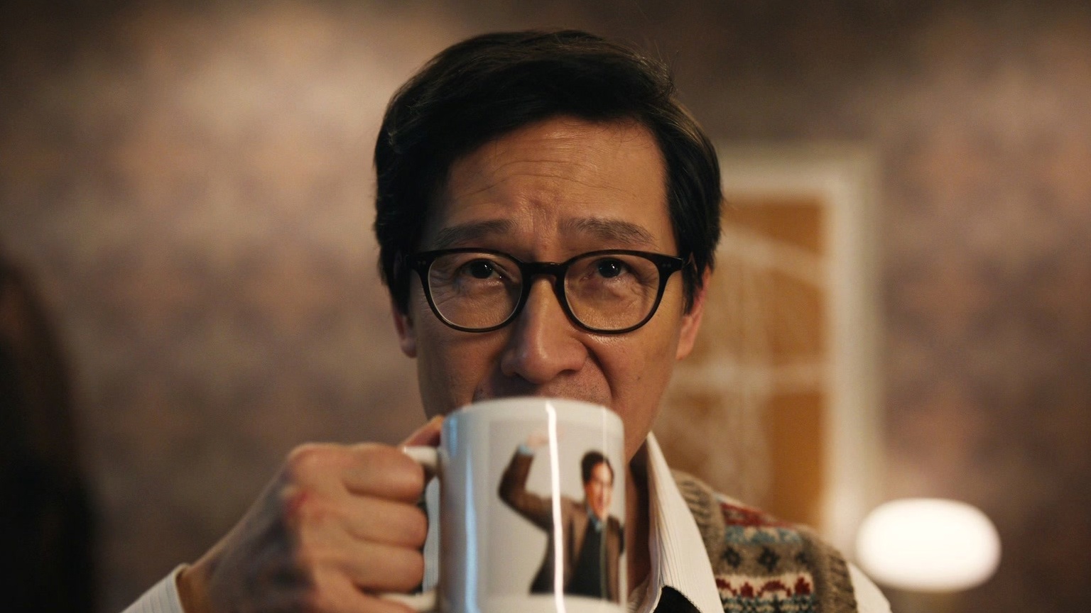 Love Hurts: Love Is Ke (Featurette)