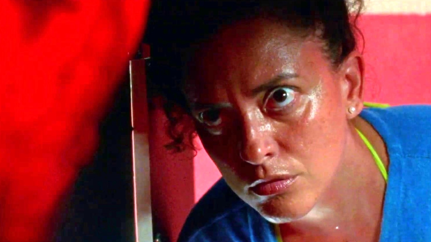 Motel Destino (UK Trailer 1 Subtitled)