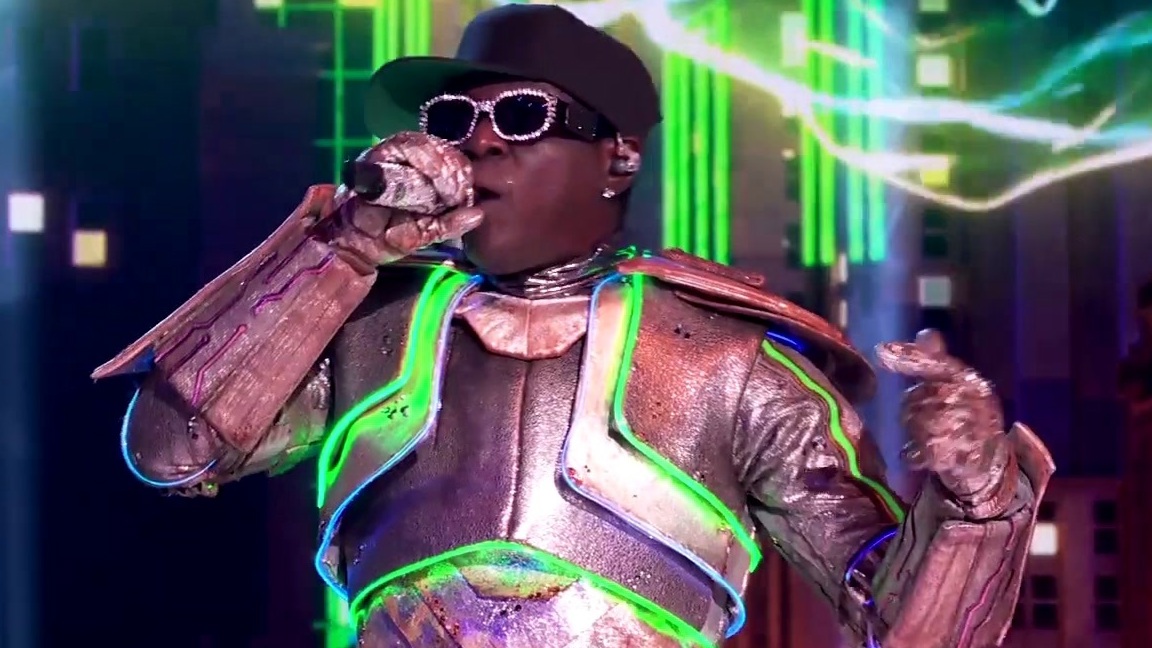 The Masked Singer: The Reveal: Flavor Flav Is Space Ranger