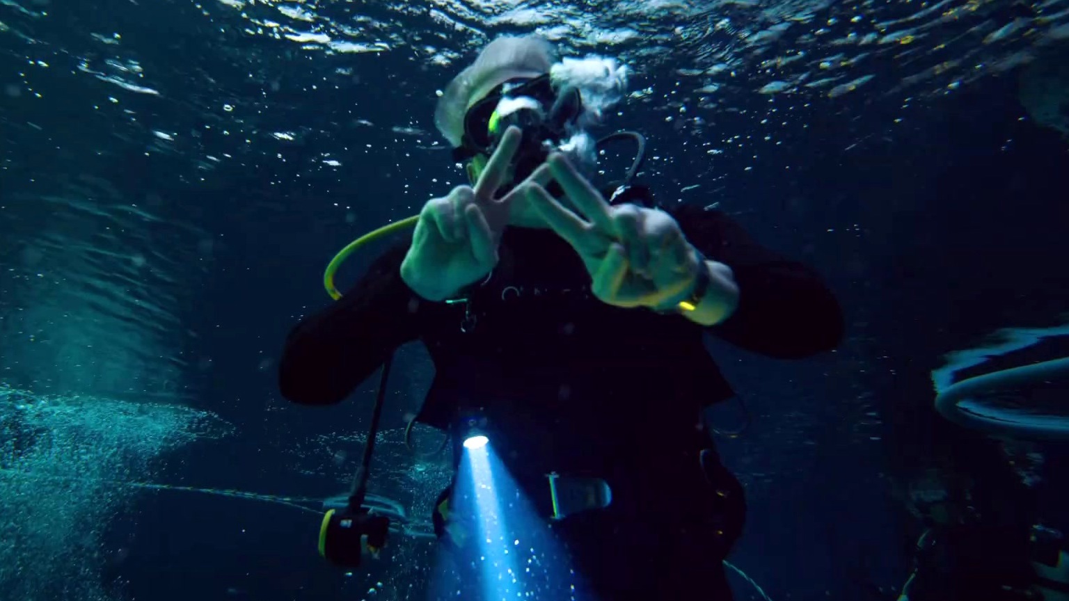 Mission: Impossible-The Final Reckoning: Underwater Communication (Featurette)
