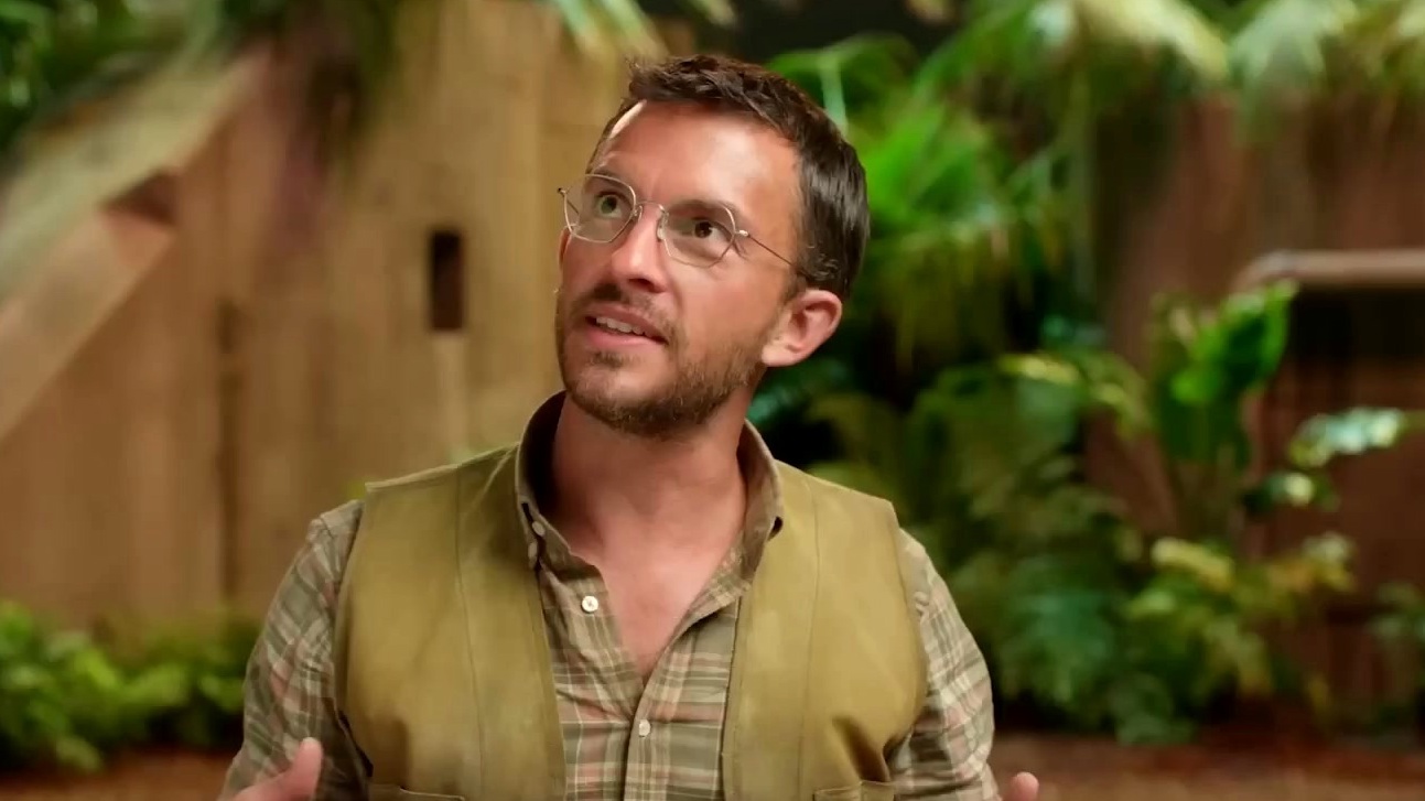 Jurassic World Rebirth: Filming In The Wild (Featurette)