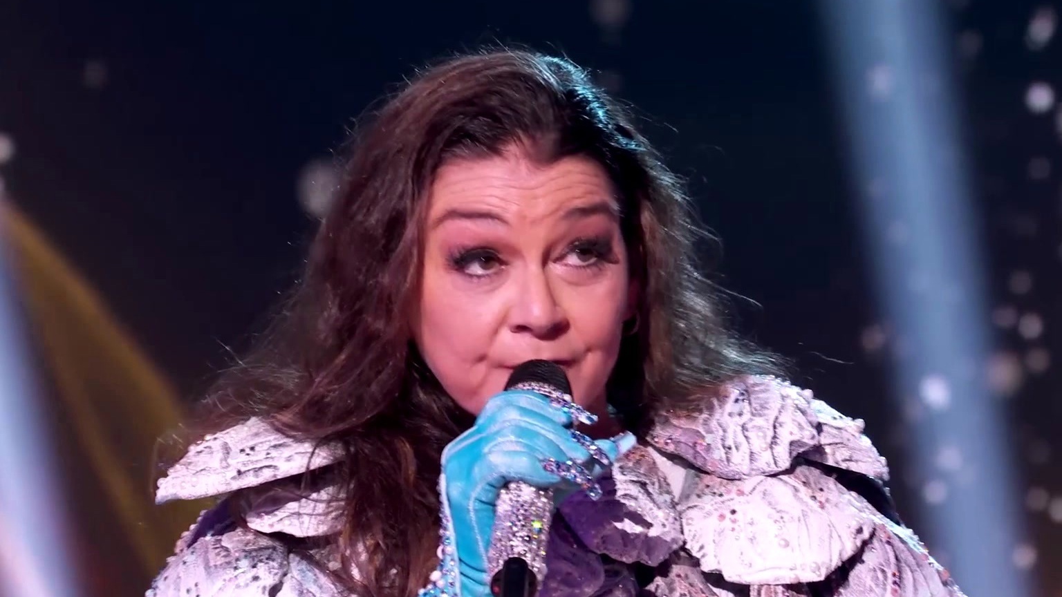 The Masked Singer: The Reveal: Gretchen Wilson Is Pearl
