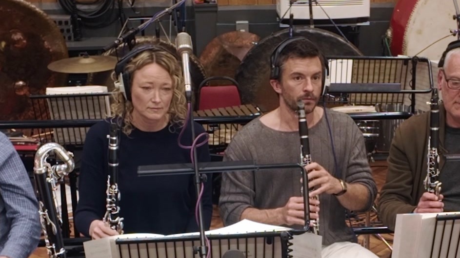 Jurassic World Rebirth: Jonathan Bailey Scoring Session (Featurette)