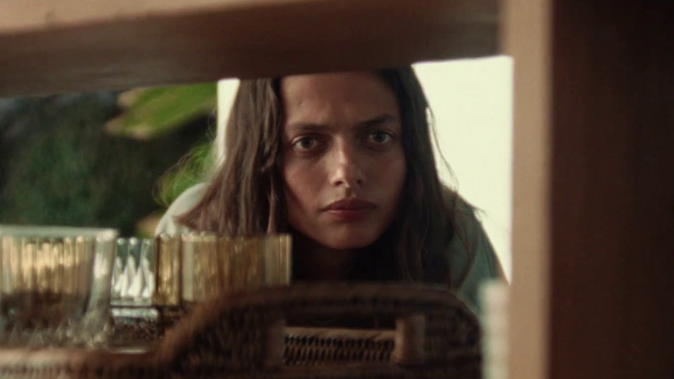 Le Royaume (UK Trailer 1)