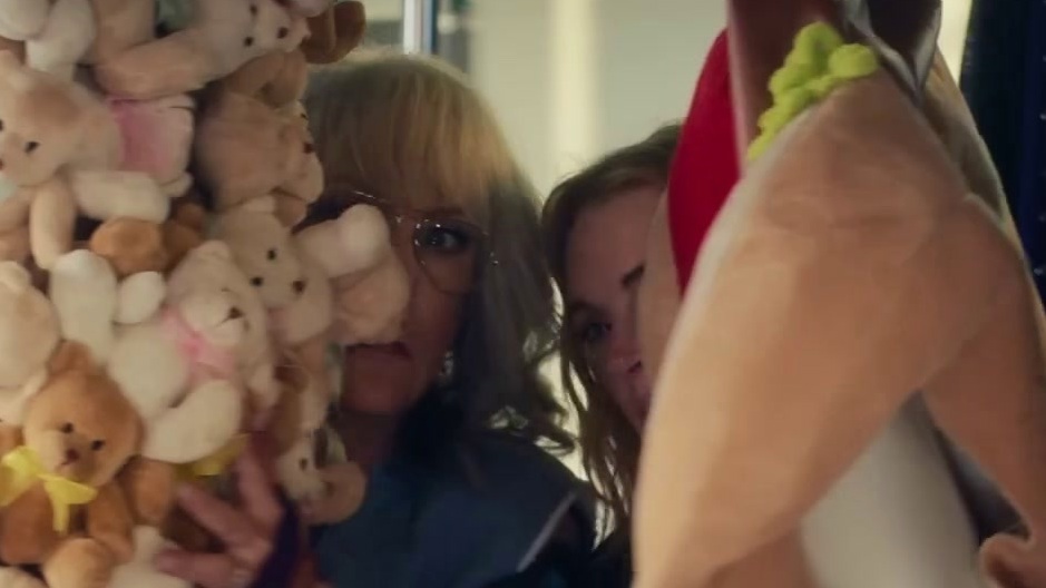 Freakier Friday: Which Switch Is Which (Featurette)