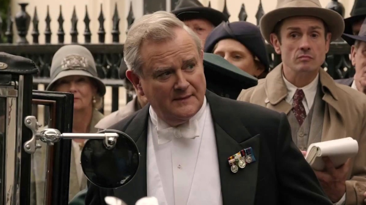 Downton Abbey: The Grand Finale: Farewell To Downton (Featurette)