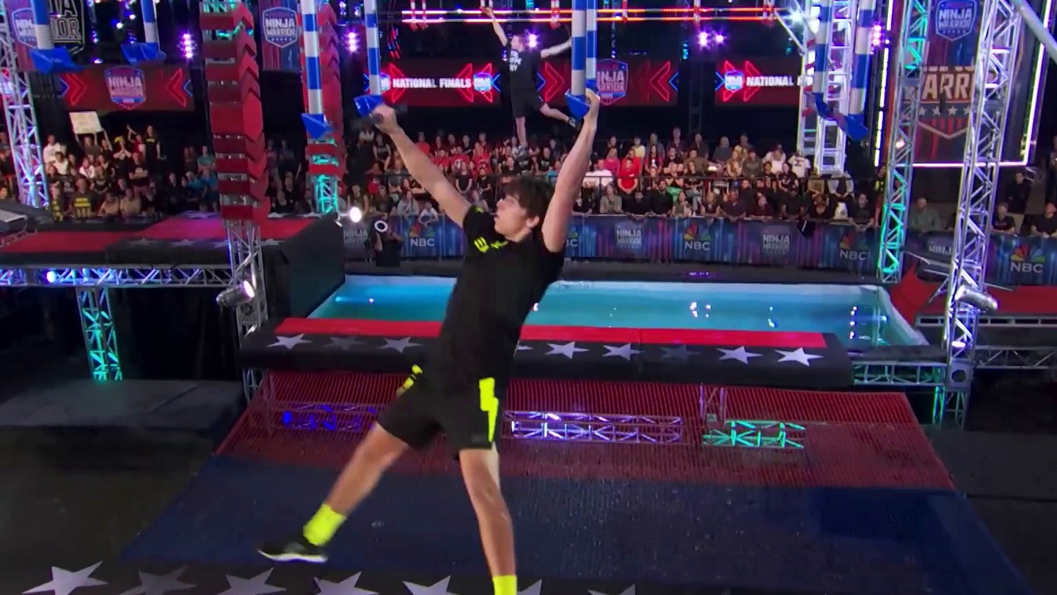 American Ninja Warrior: Nail-Biting Race Between Two Speedy Teens