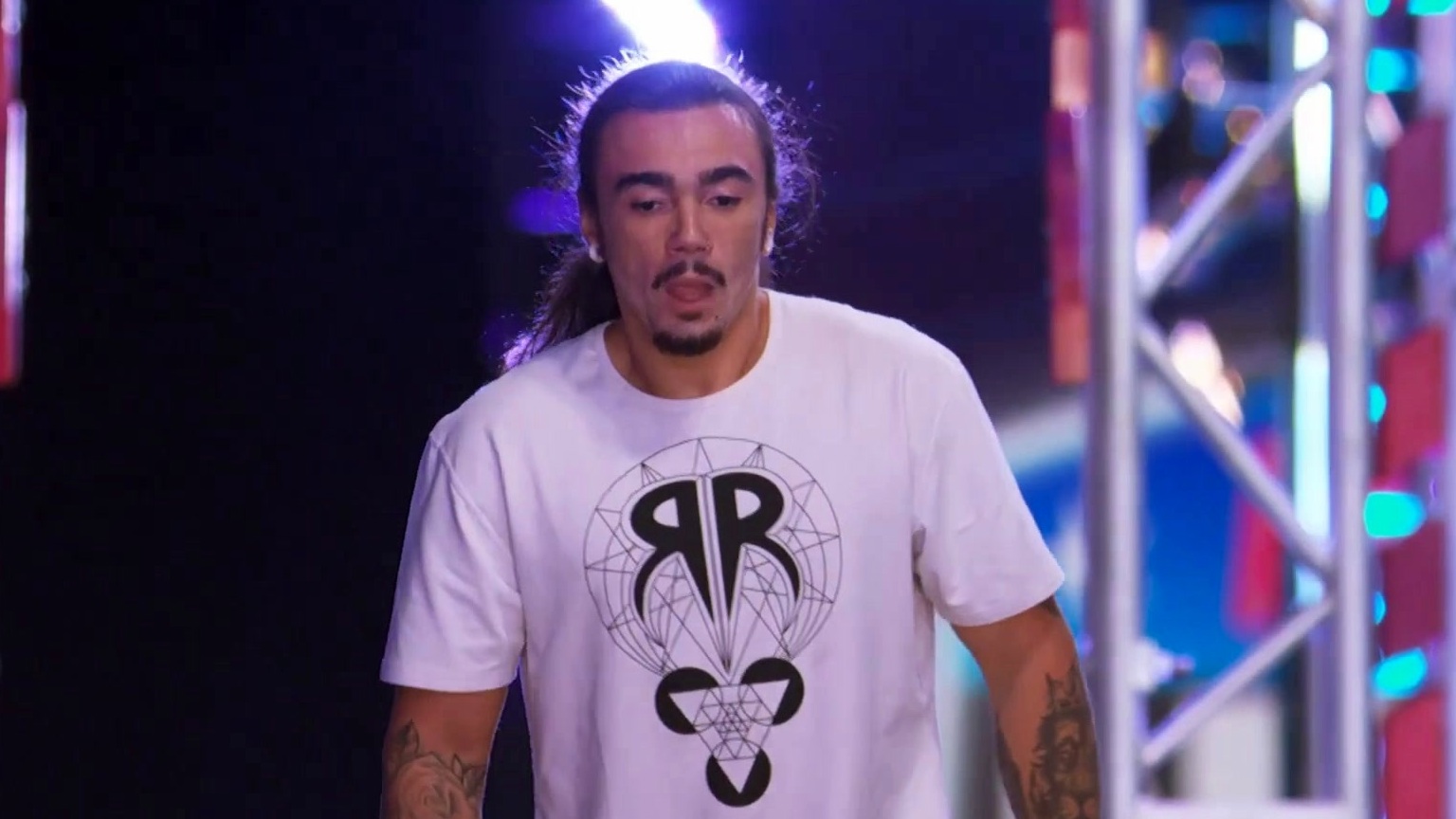 American Ninja Warrior: Ninja Legend Slips Up