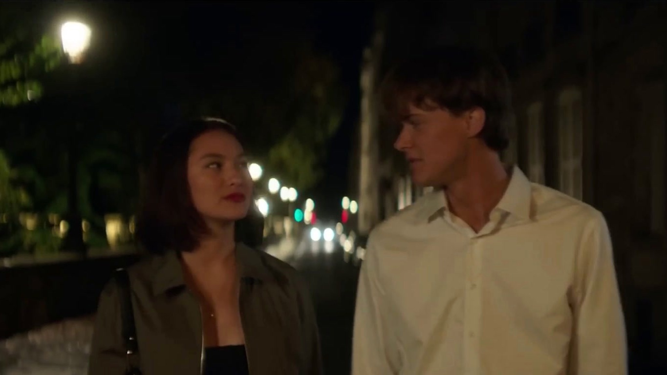 The Summer I Turned Pretty: Conrad And Belly's Midnight Walk