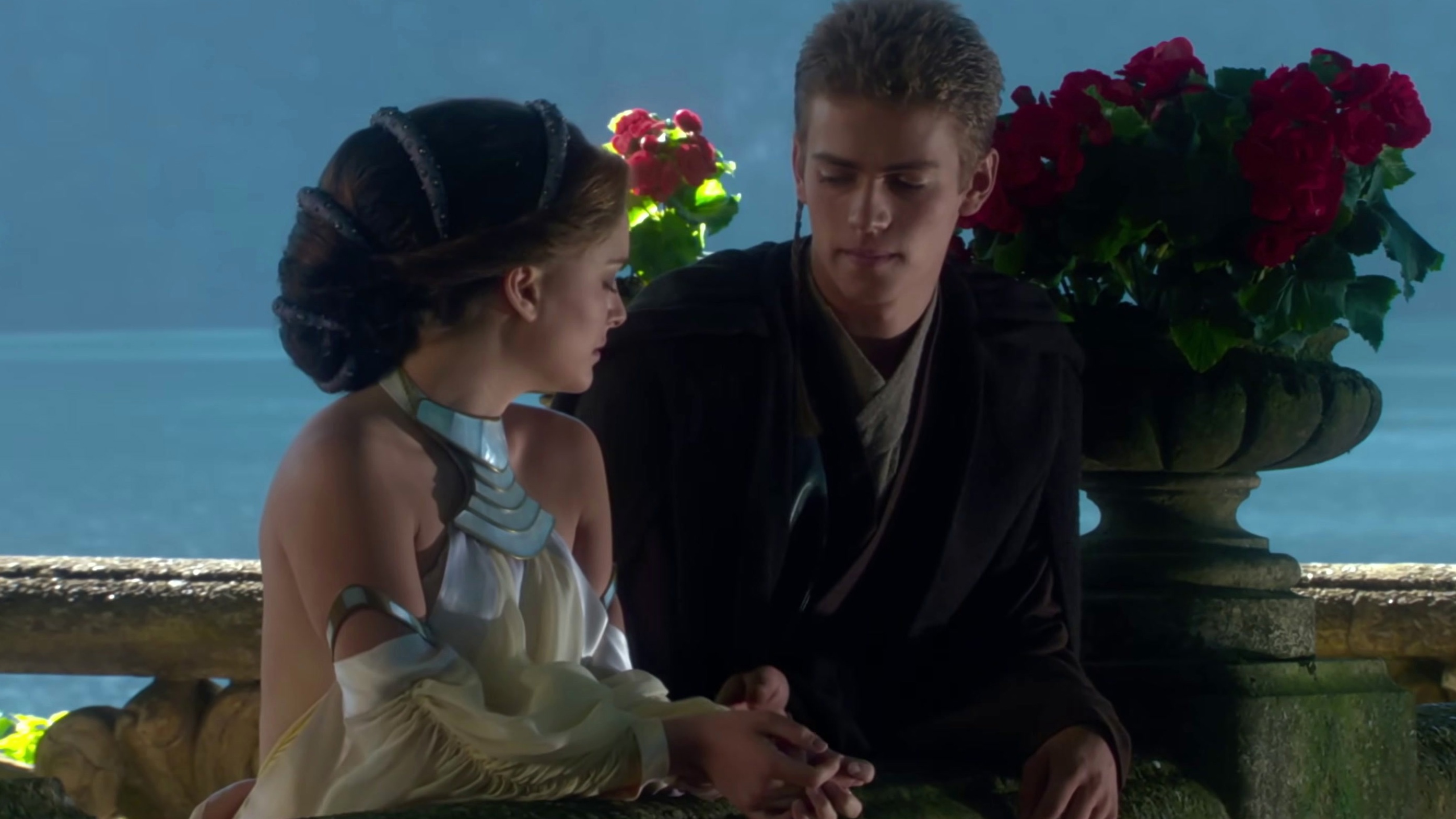 Star Wars Episode II: Attack Of The Clones: Anakin And Padme Kiss On Naboo