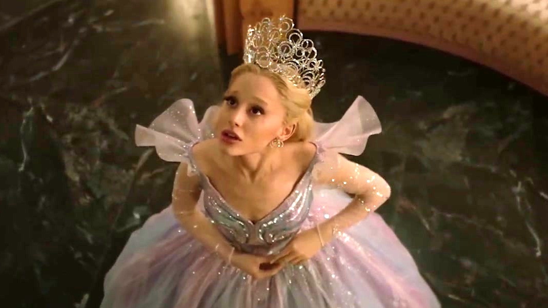 Wicked: For Good: The Wicked Wardrobes: Ariana Grande (UK Featurette)