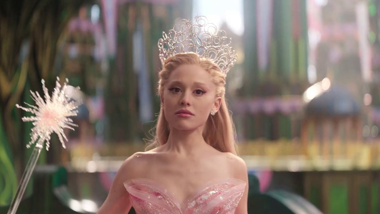 Wicked: For Good: Girl In The Bubble (UK Spot)