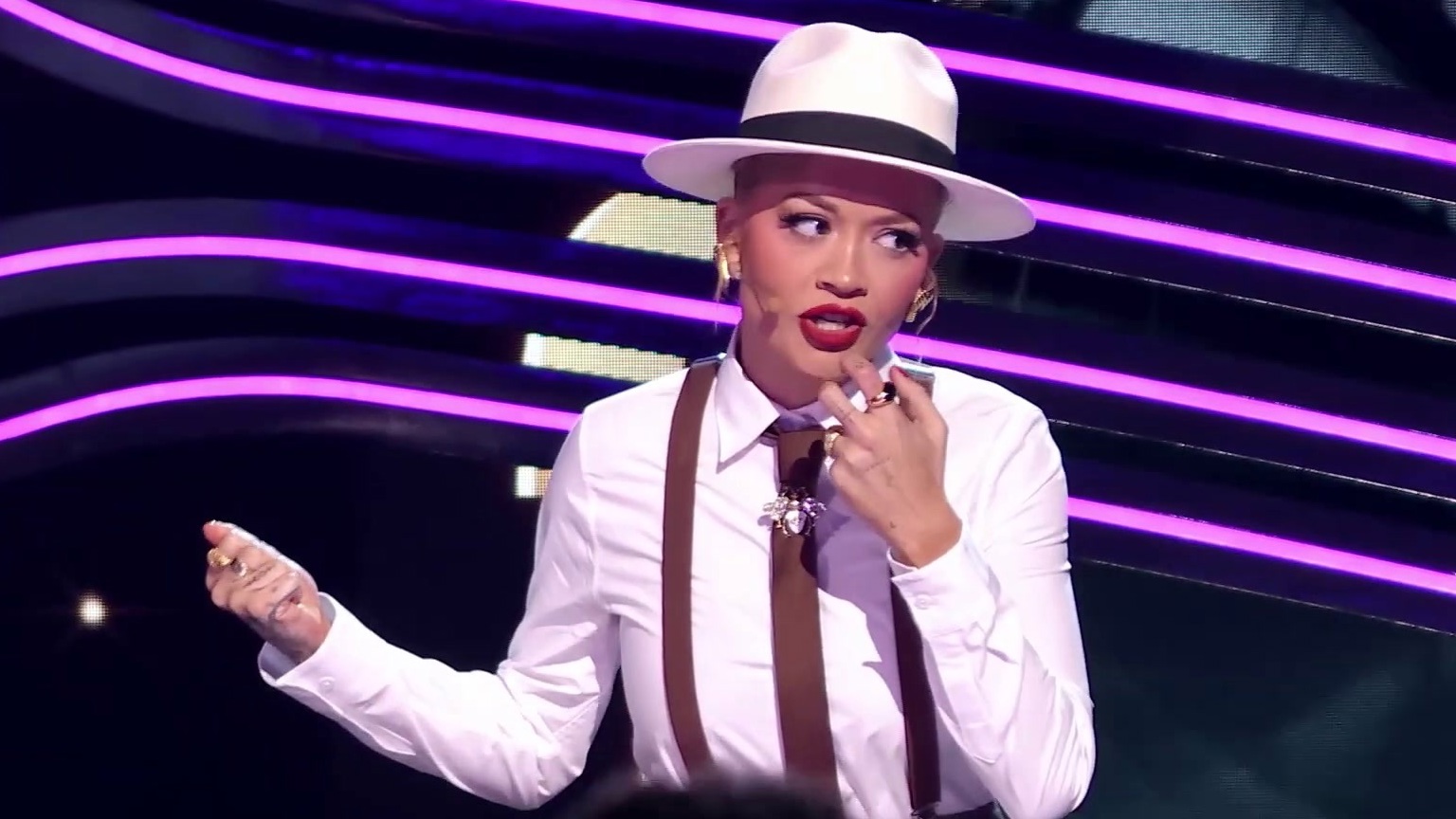 The Masked Singer: Galaxy Girl Sings Super Graphic Ultra Modern Girl