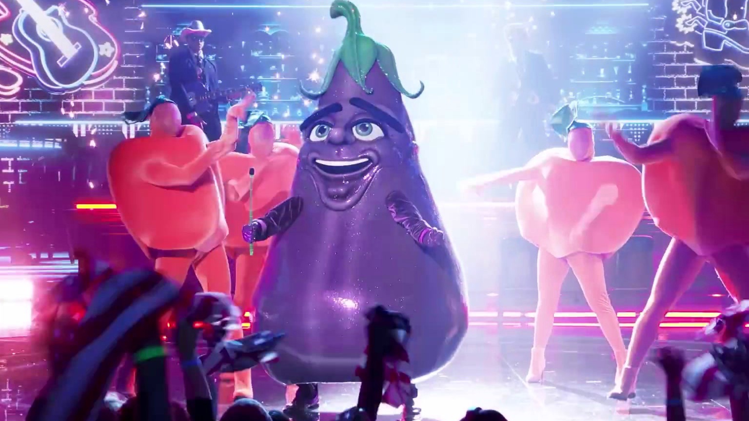 The Masked Singer: Eggplant Full Performance Of American Woman